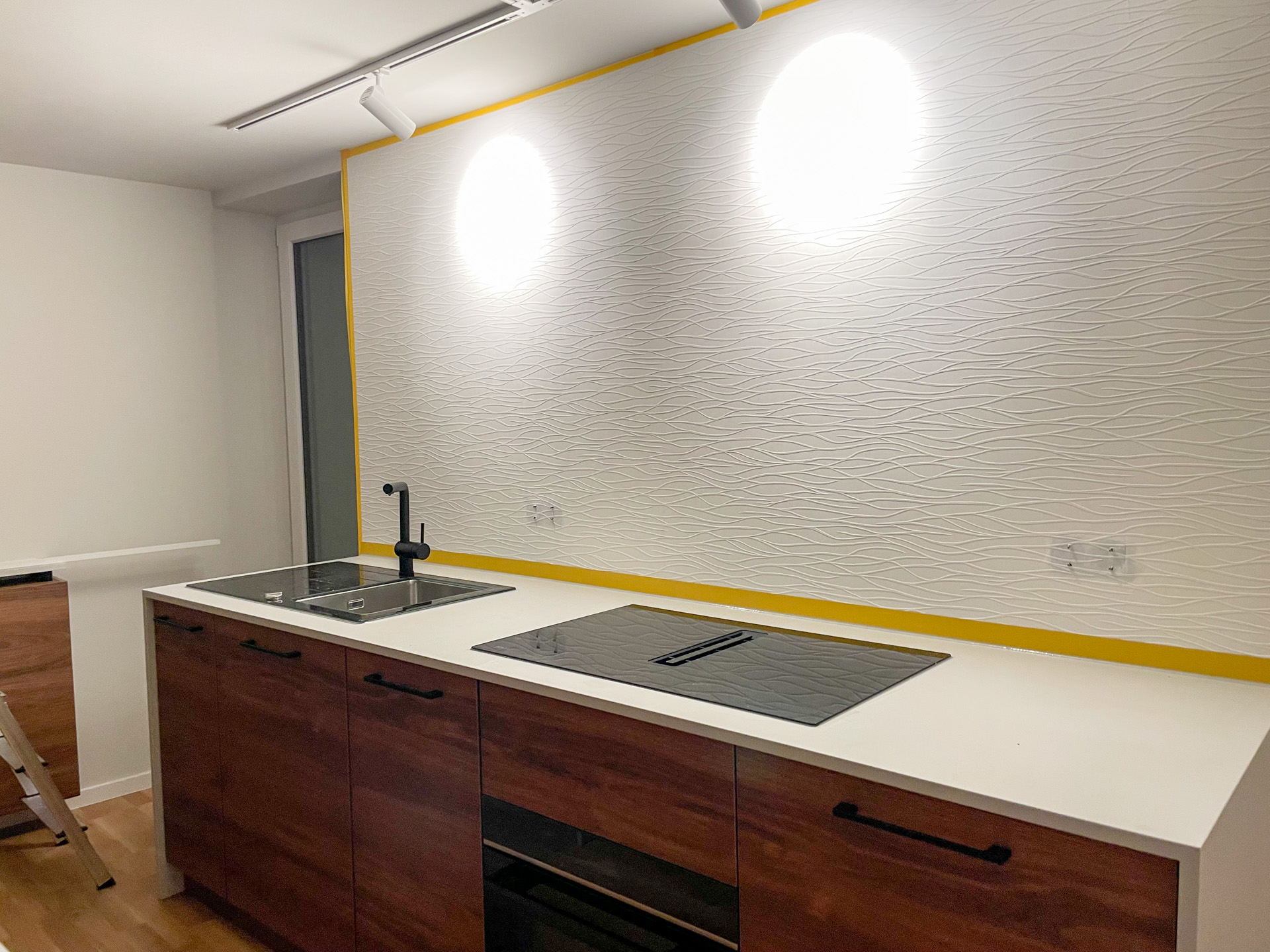 Maßgefertigter Esstisch mit Naturküche in Mölln – Detailansicht 10