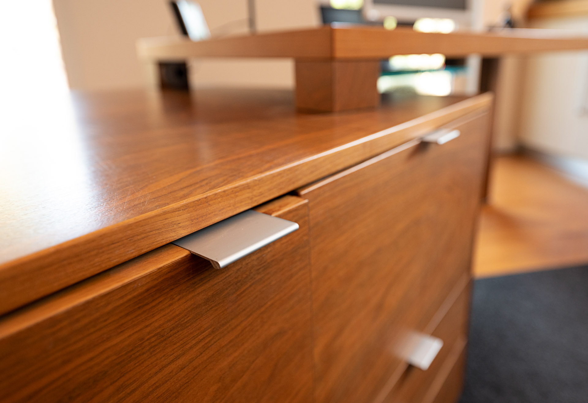 Multifunktionales Homeoffice & Gästezimmer in Volksdorf – Schreibtisch